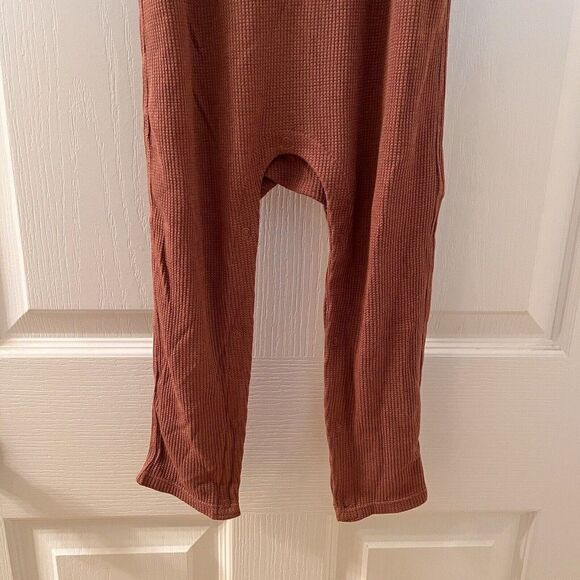 Angel Dear Pecan Brown Waffle Knit Thermal Overalls Boys Size 18-24 Months NWT - Picture 4 of 13
